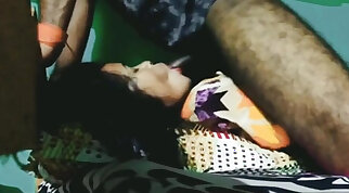 Desi Dehati Bhabhi hot sex with hubby on camera